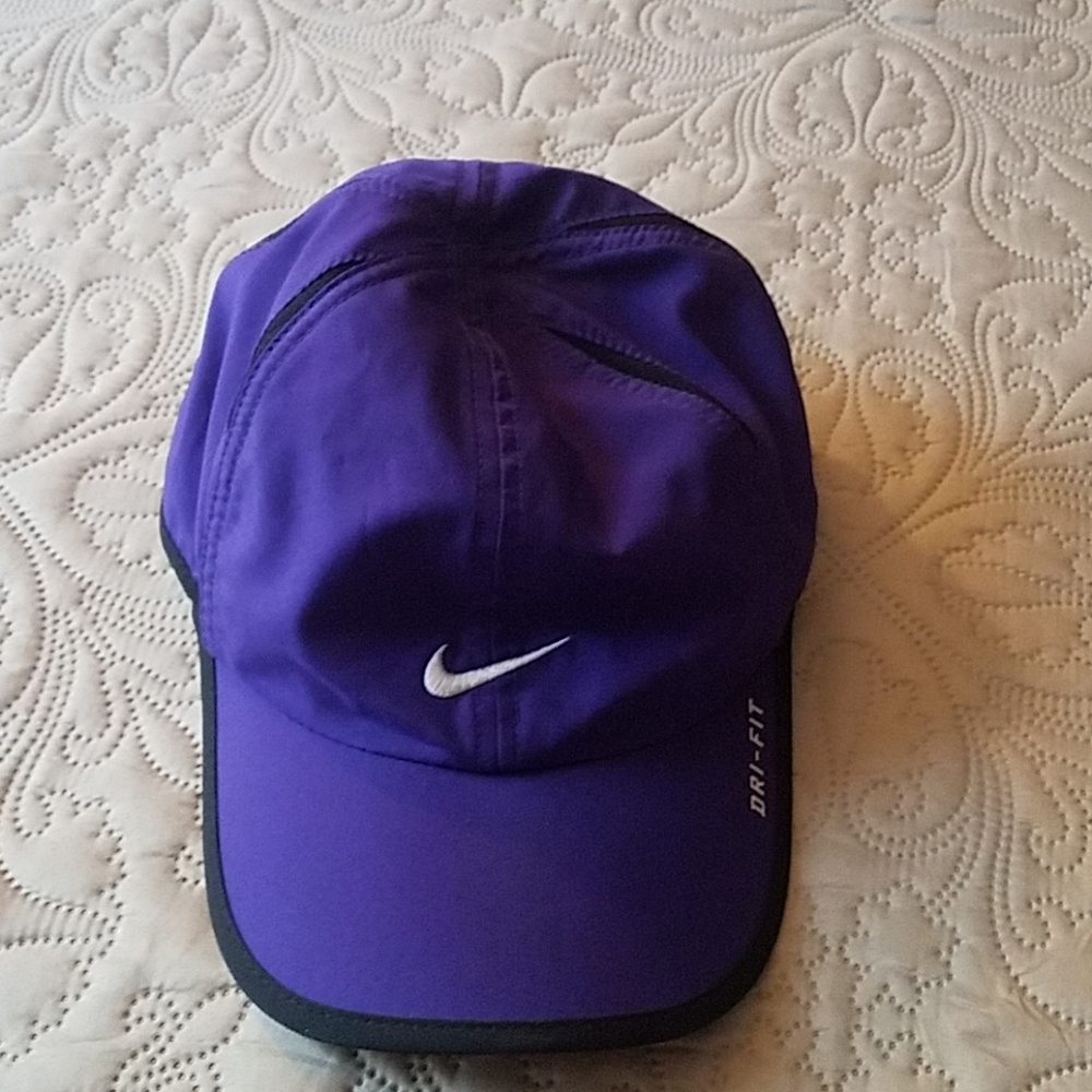 Excellent condition Nike cap